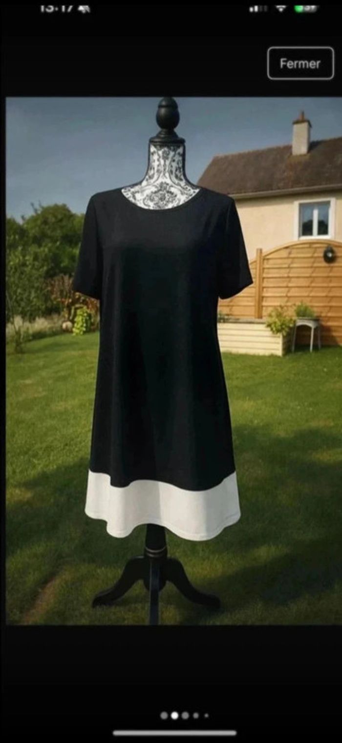 Élégance Bicolore – Robe Tunique Fluide Noir & Blanc