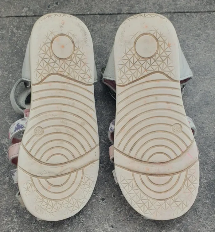 sandales taille 28 - photo numéro 5