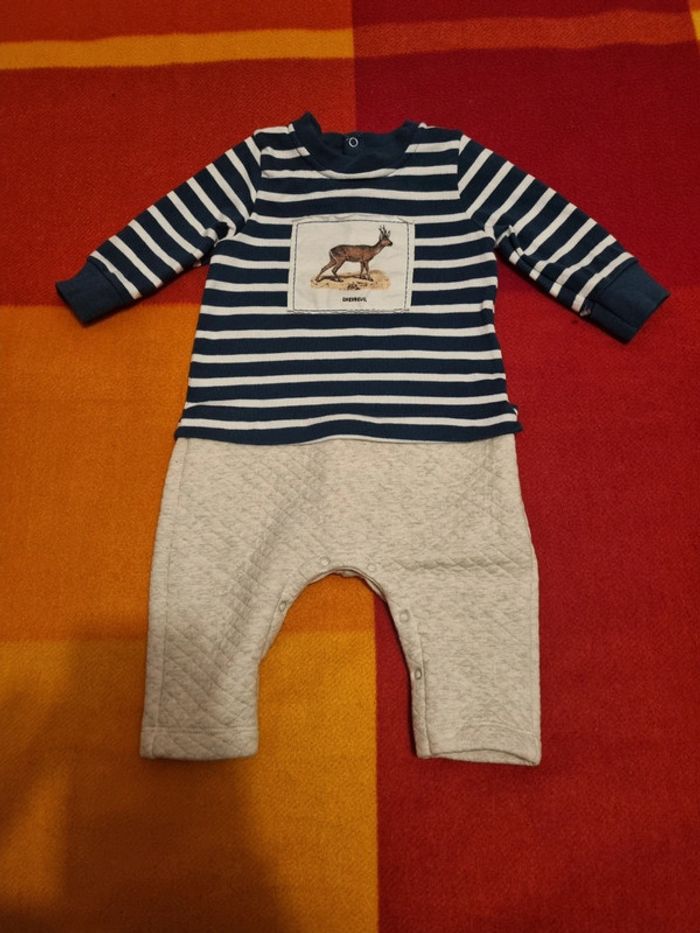 Tenue neuve et rare édition Deyrolle