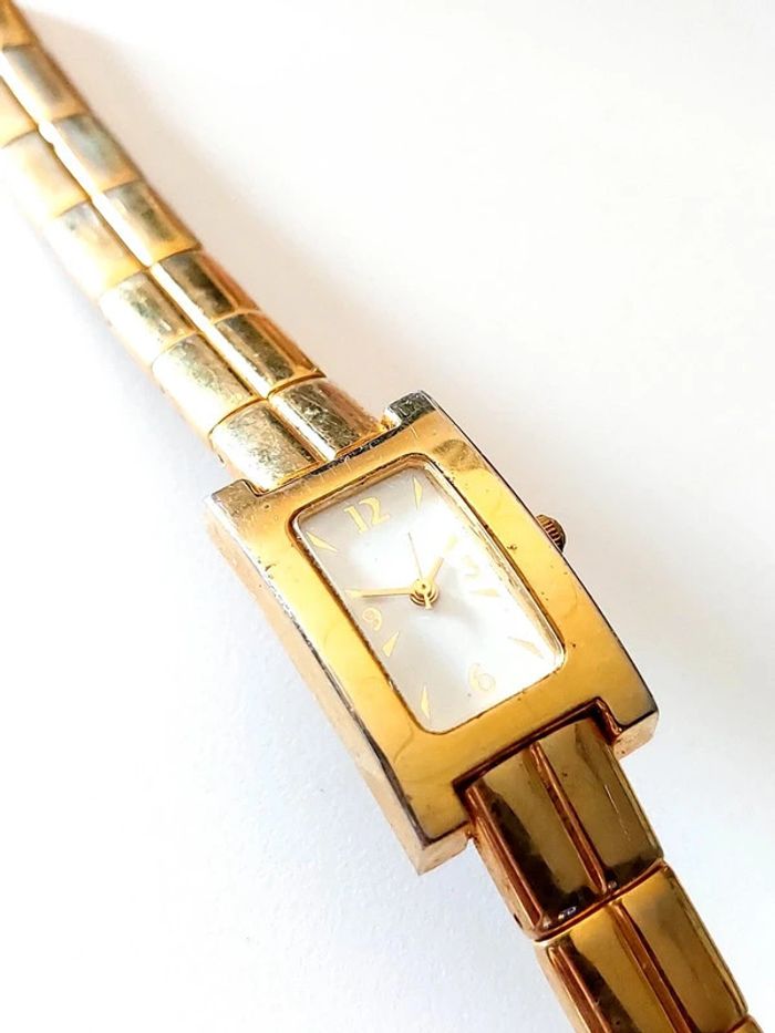 Magnifique montre femme bracelet doré - photo numéro 3