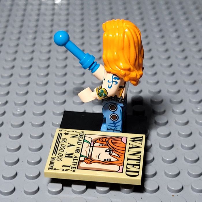 Minifigure / Figurine - One Piece 💀 Nami - photo numéro 2