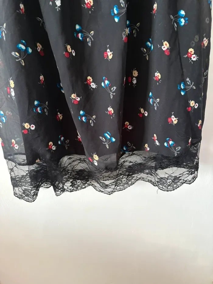 Robe de plage noire dentelle - photo numéro 5