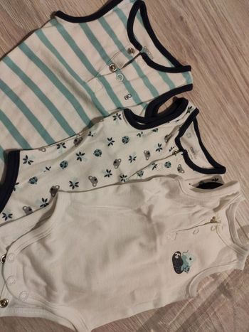 Lot bodies bébé garçon