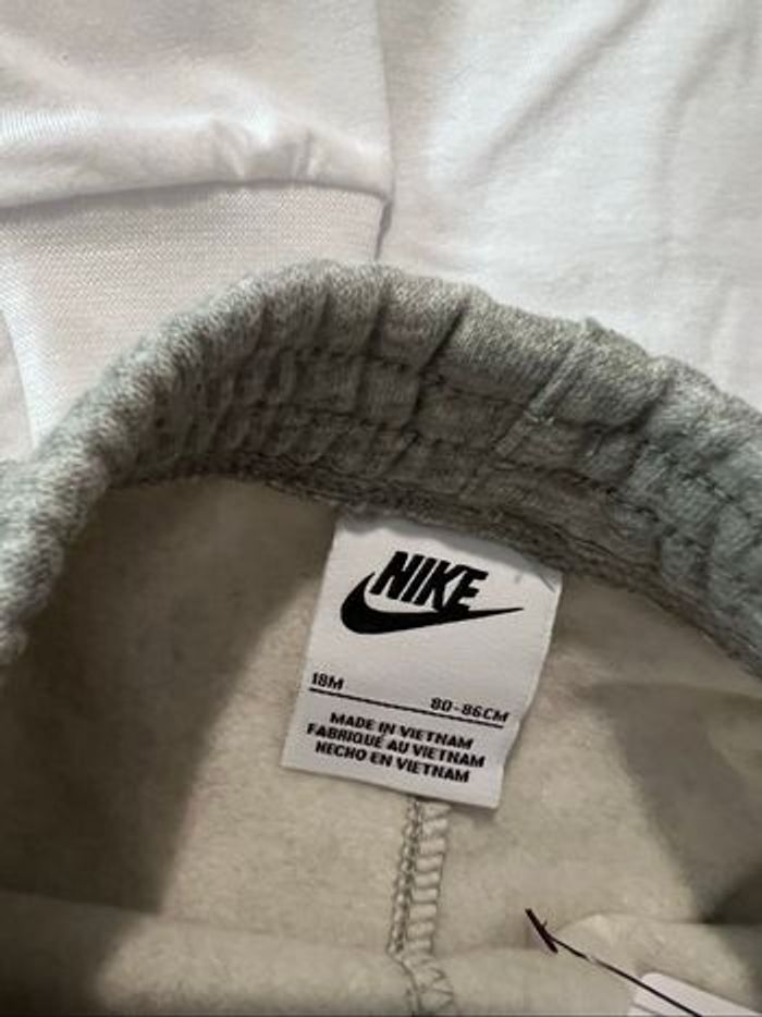 Ensemble Nike - photo numéro 3