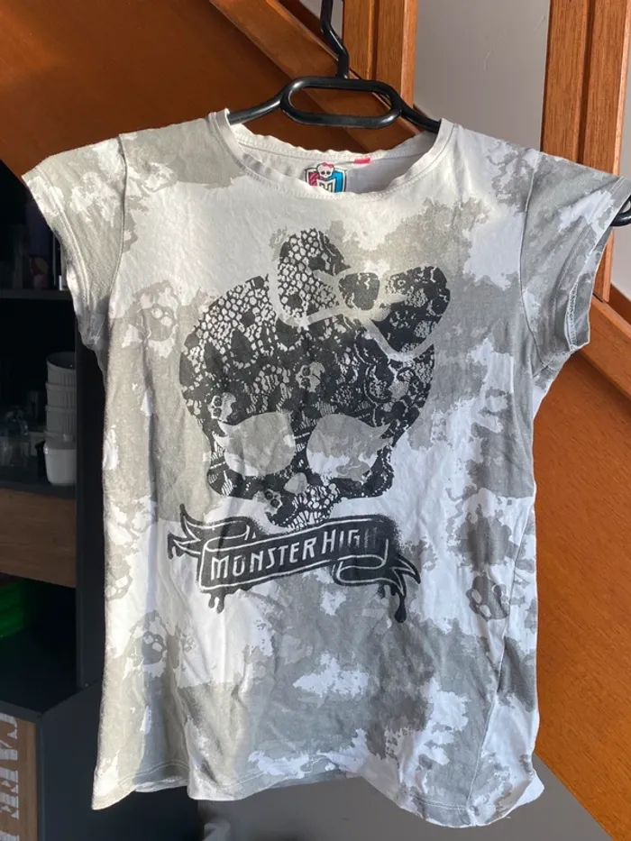 lot deux t-shirt taille 12 ans - photo numéro 3