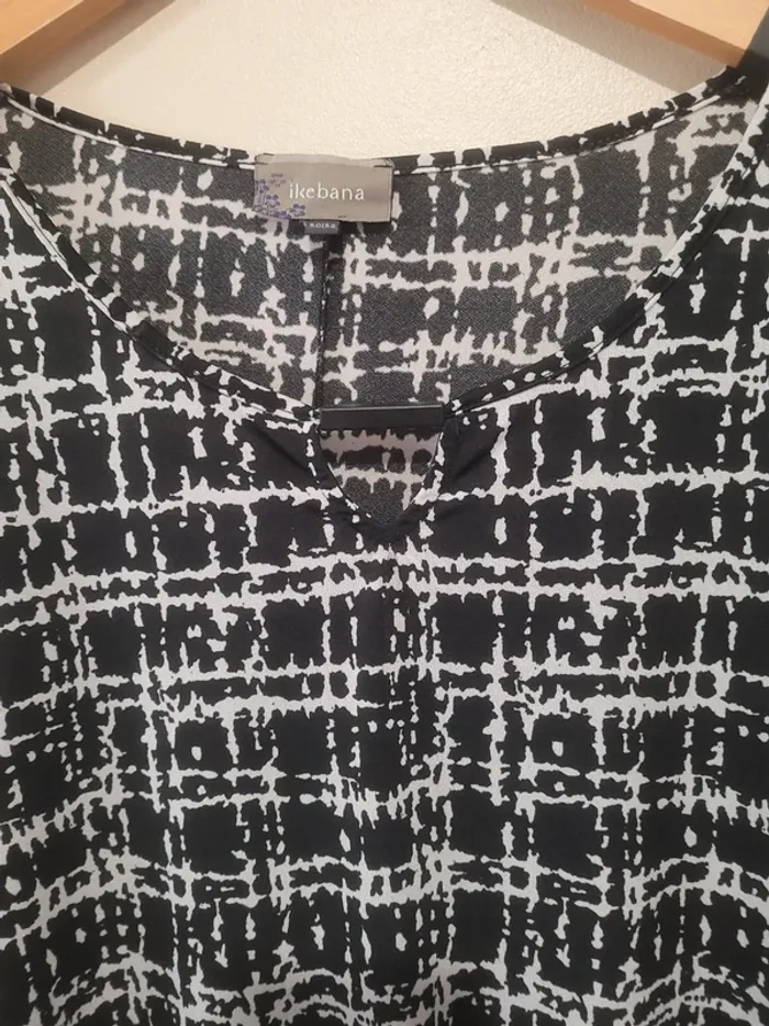 Blouse kiabi Taille 50 52 - photo numéro 4