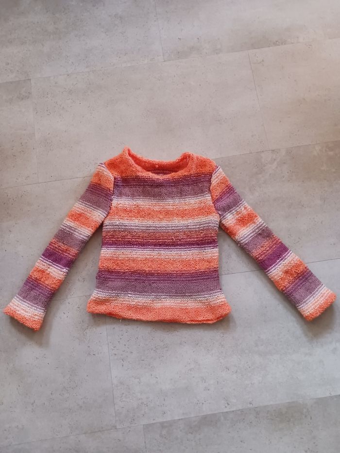 Pull tricoté main taille 6/8 Ans Phildar neuf