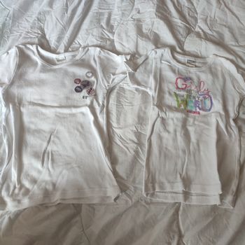 Lot 2 tee shirt Absorba 6 ans