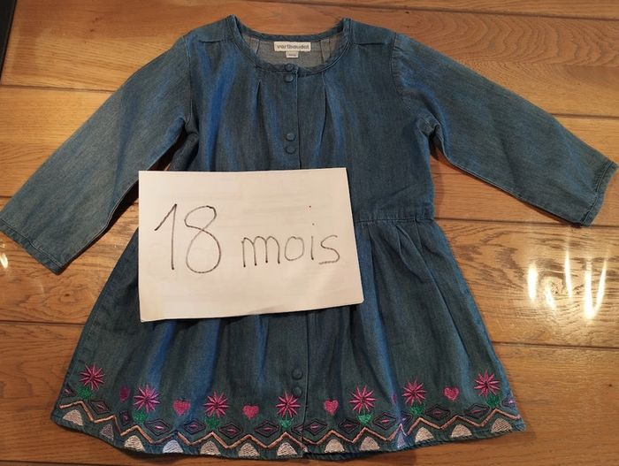 Lot n° 510 Robe brodée Vert Baudet 18 mois