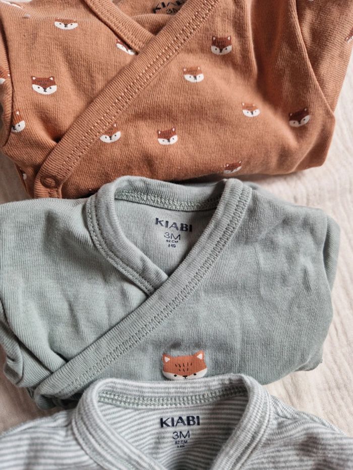 Pyjama et bodies - photo numéro 4