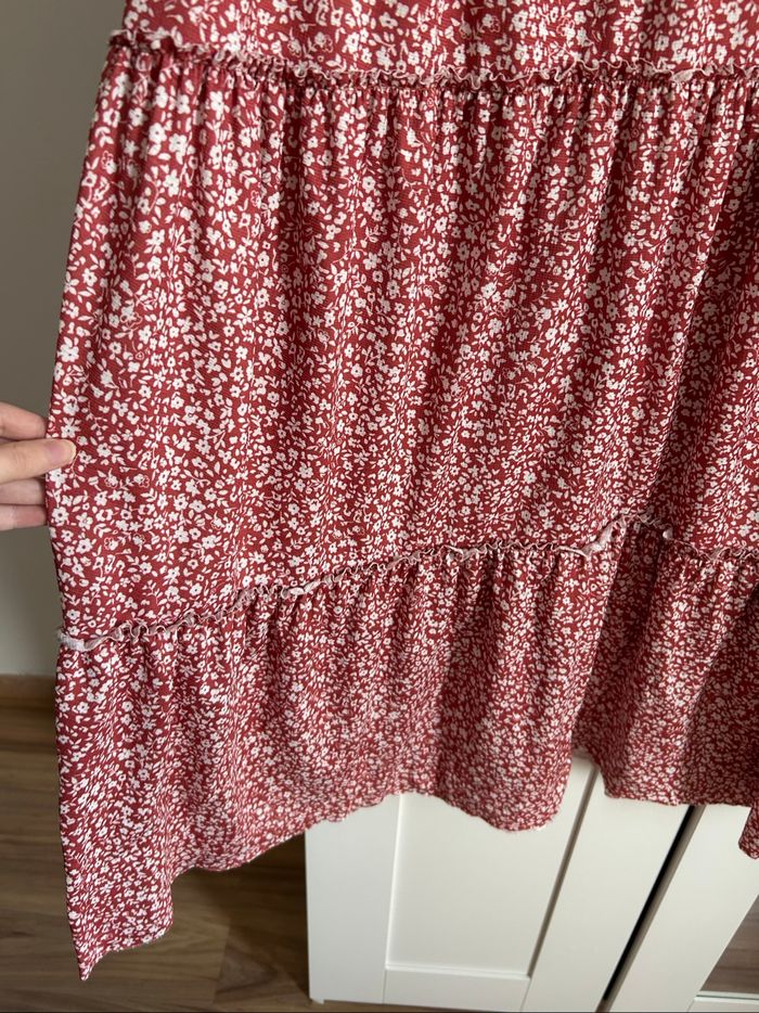 Robe longue rouge à motifs Col V d’été Pull & Bear Taille M - photo numéro 3