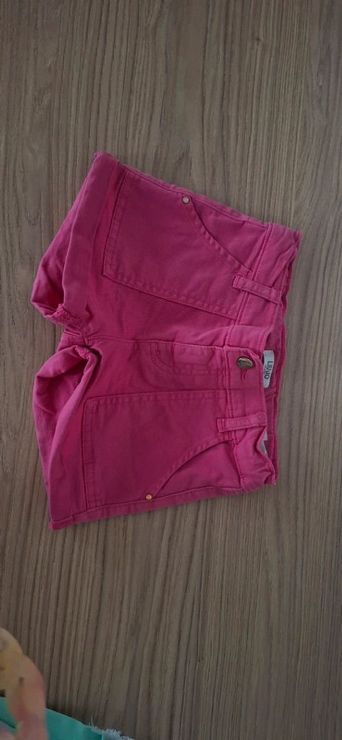 💕Short en jean rose fuschia Liu Jo – 110 cm (5 ans) - photo numéro 2
