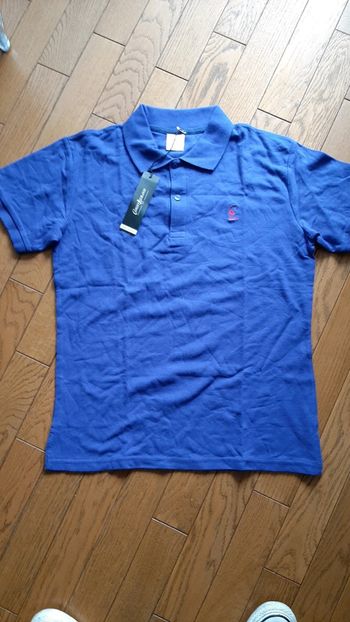 Polo bleu
