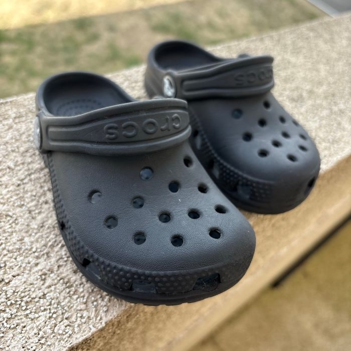 Crocs