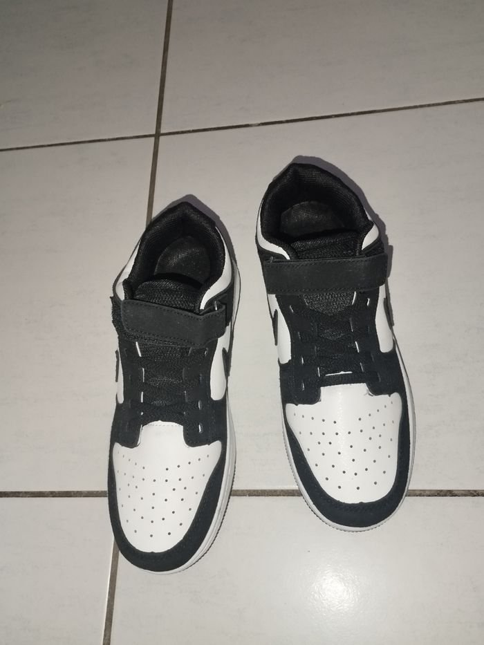 Basket noire et blanche - photo numéro 3