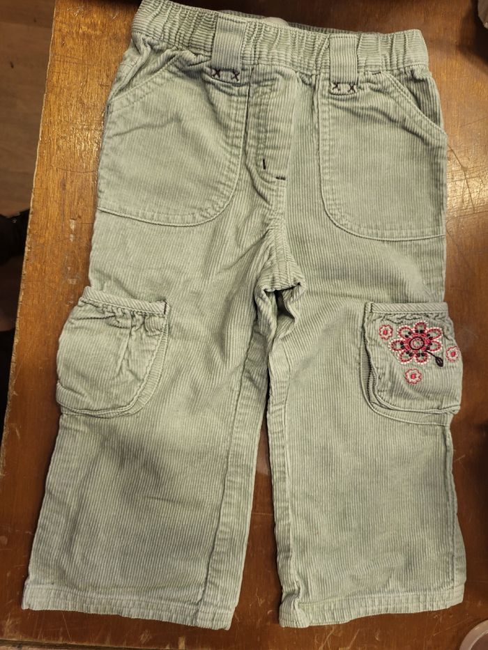 Pantalon en velours 24 mois