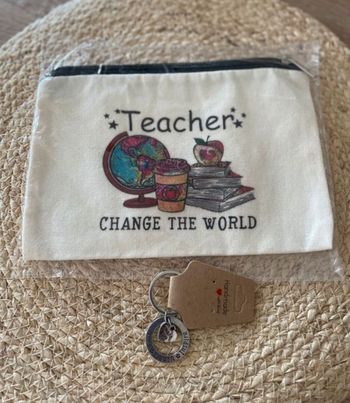 Trousse et porte clés