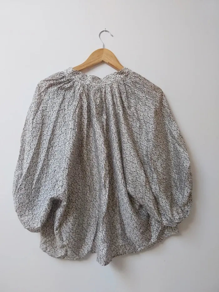 Blouse à fleurs blanche H&M 42 - photo numéro 2