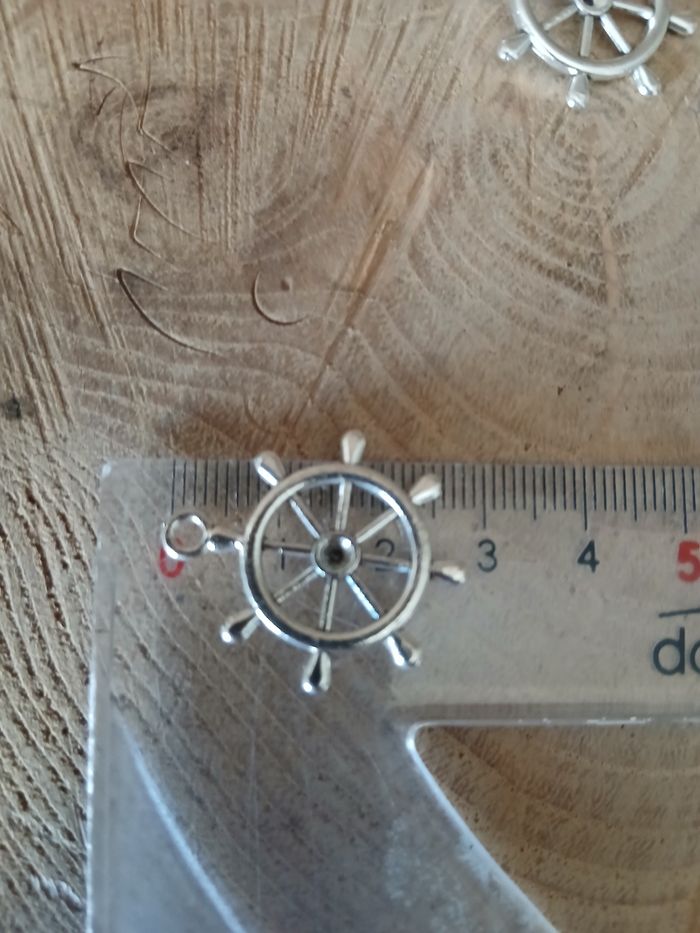 Lot de 16 pendentif marin - photo numéro 2