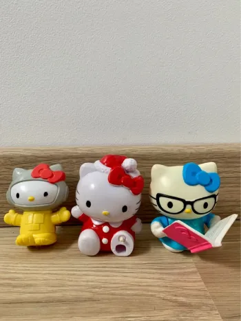 Lot de 3 figurines Hello Kitty – Collection jouets