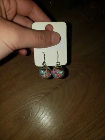 1 paire de boucle d'oreille claire's
