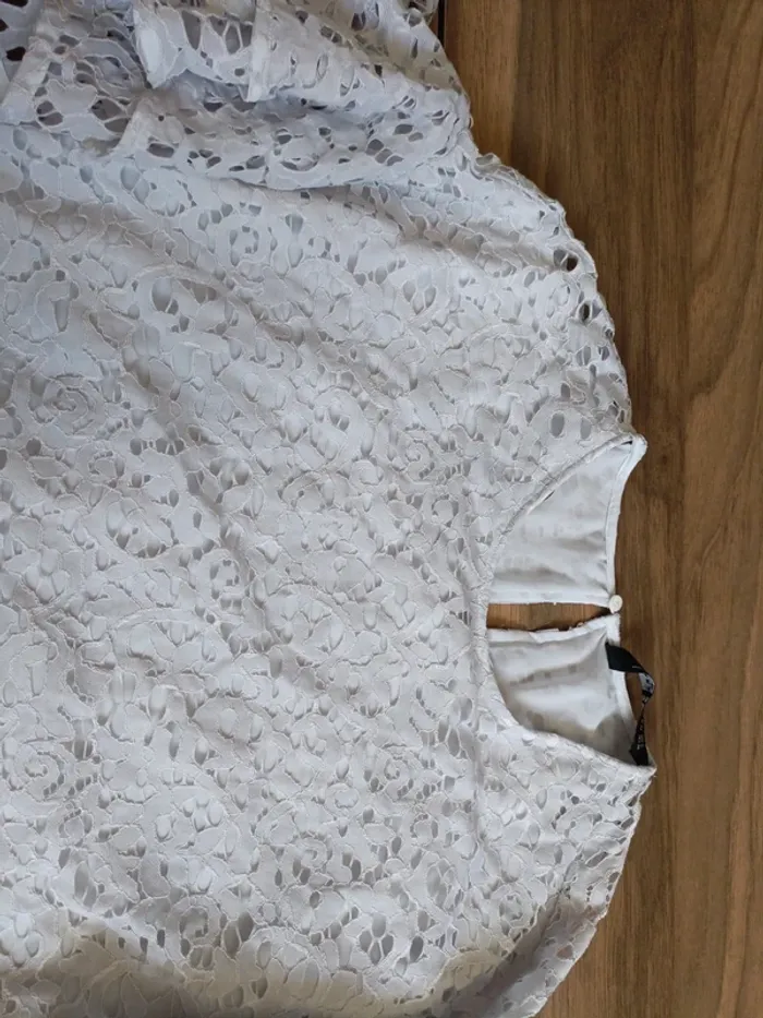 Haut Zara taille s dentelle - photo numéro 2