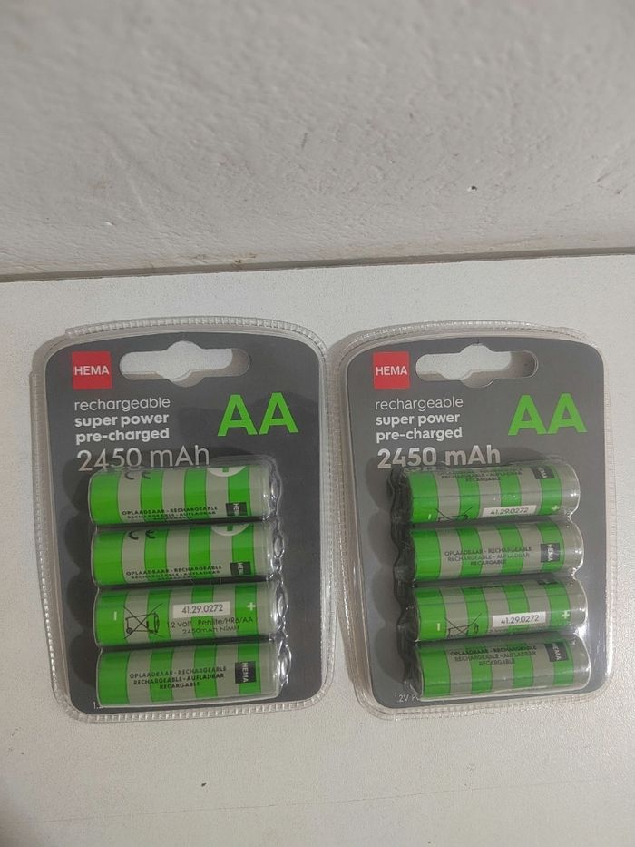 Piles AA rechargeables 2450 mAh Hema