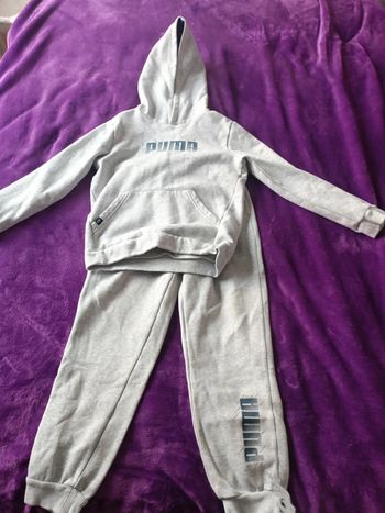 Ensemble Puma 9-10 ans comme neuf