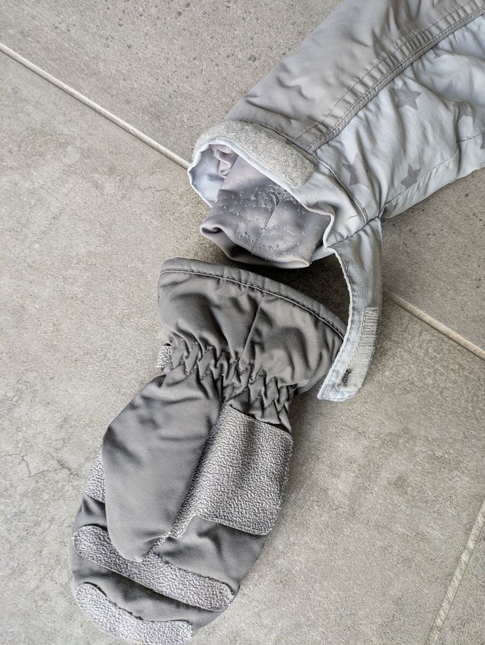 Ensemble veste pantalon ski moufles 4 ans fille garçon - photo numéro 4