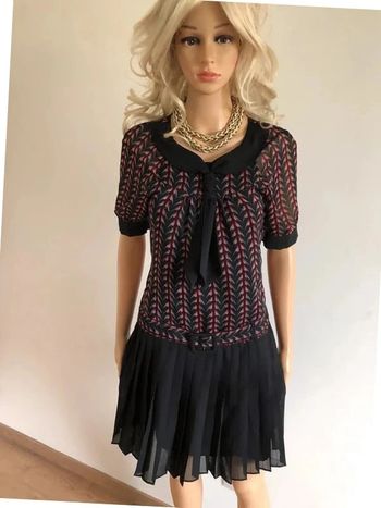 Robe noire et rouge à manches courtes Morgan taille 36 jamais portée