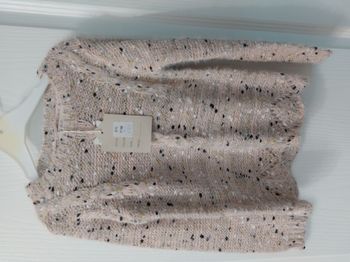 beau pull rose clair col rond 4 ans