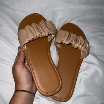 claquette beige et marron