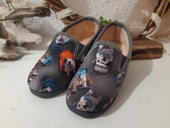 Chausson garçon motif bouledogue