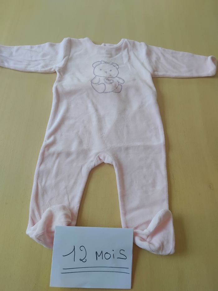 Pyjama fille taille 12 mois bon état