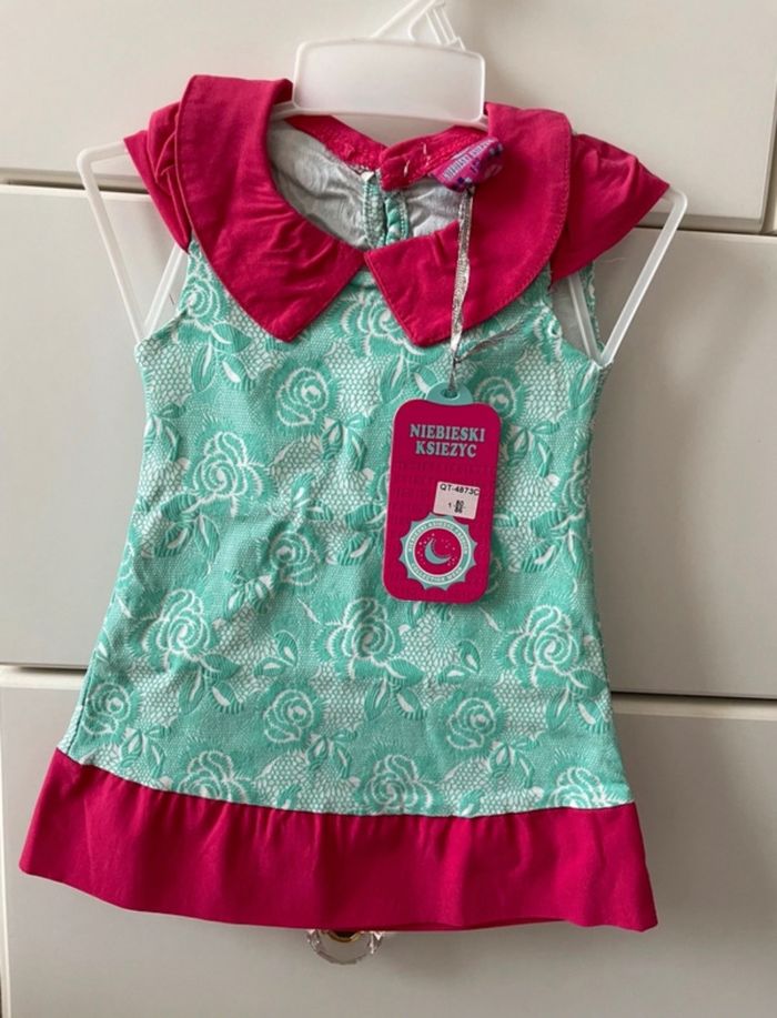 Robe bébé fille 12 mois rose blanche vert turquoise neuve étiquette