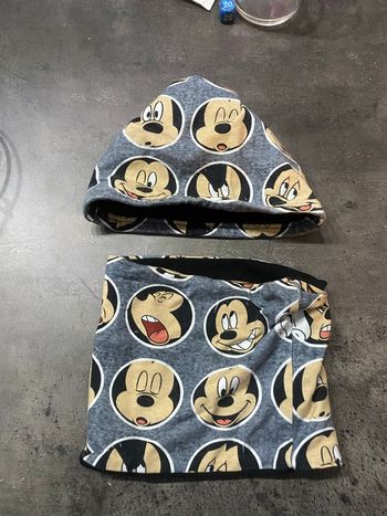 Lot bonnets 3 à 5 ans