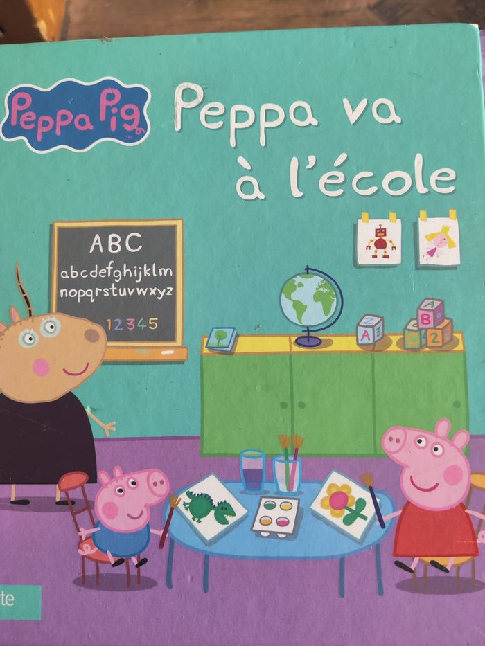 Livre Peppa va à l'école