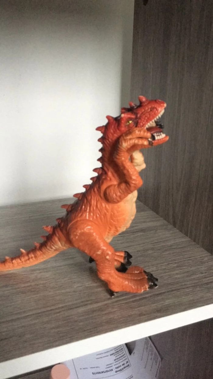 Dinosaure t-rex - photo numéro 4