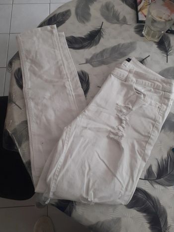 Jeans slim blanc troué 38 M
