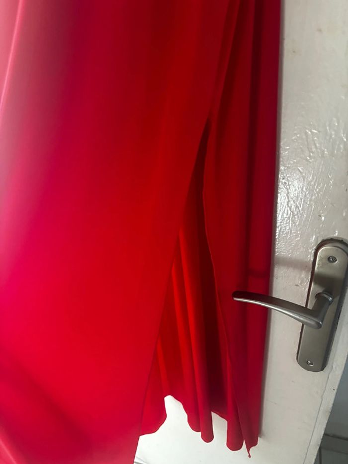 Robe longue rouge - photo numéro 2