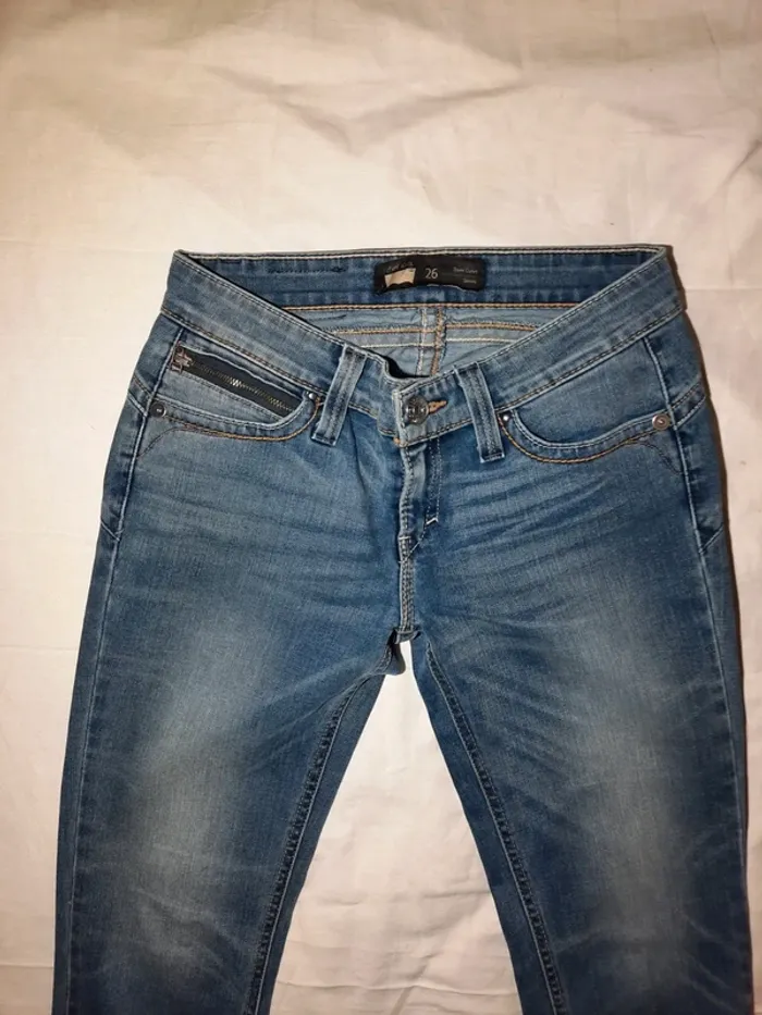 Jean vintage levi's - photo numéro 4
