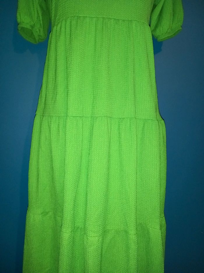 Jolie robe verte M - photo numéro 4