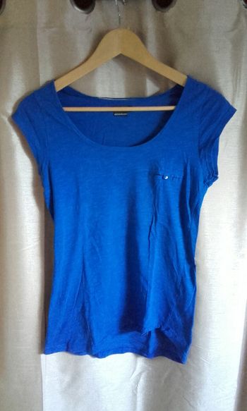 Top bleu