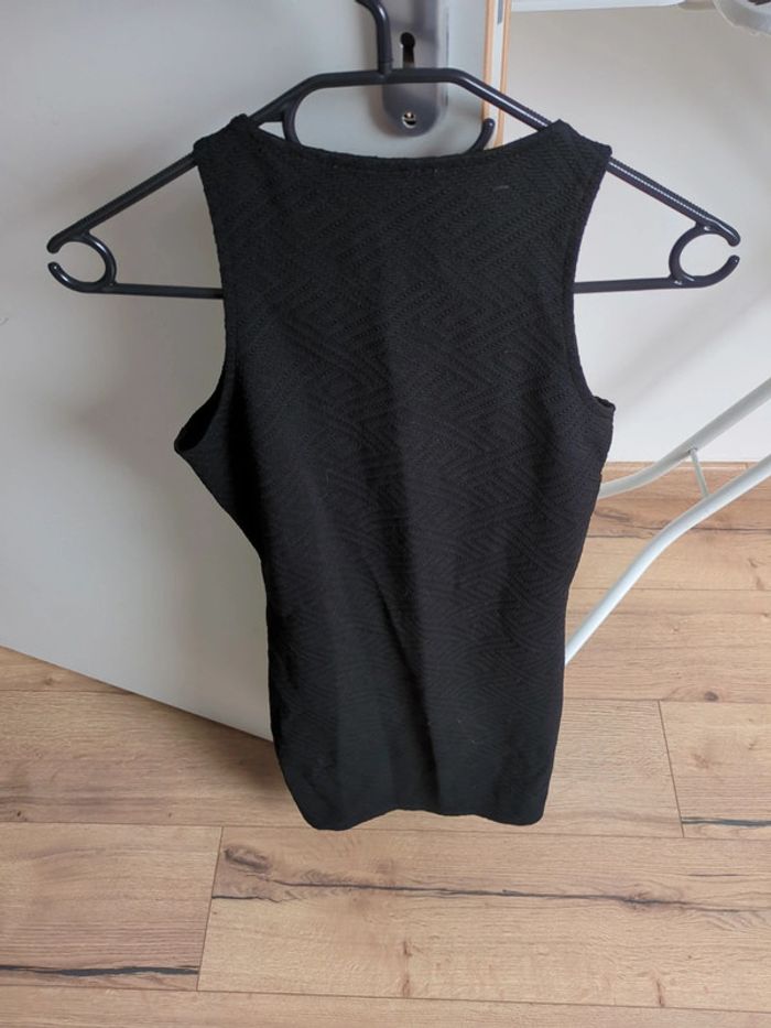Petite robe noire - photo numéro 3