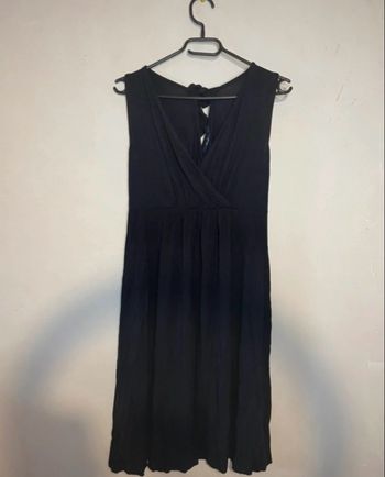 Robe noire cache-cœur Kiabi M, Dos noué – Sans manches – Légère & élégante – Très bon état