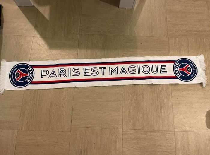 Écharpe PSG