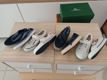 Lot de 4 paires de chaussures garçon pointure 28