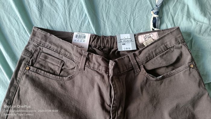 Pantalon Kiabi tout neuf - photo numéro 3