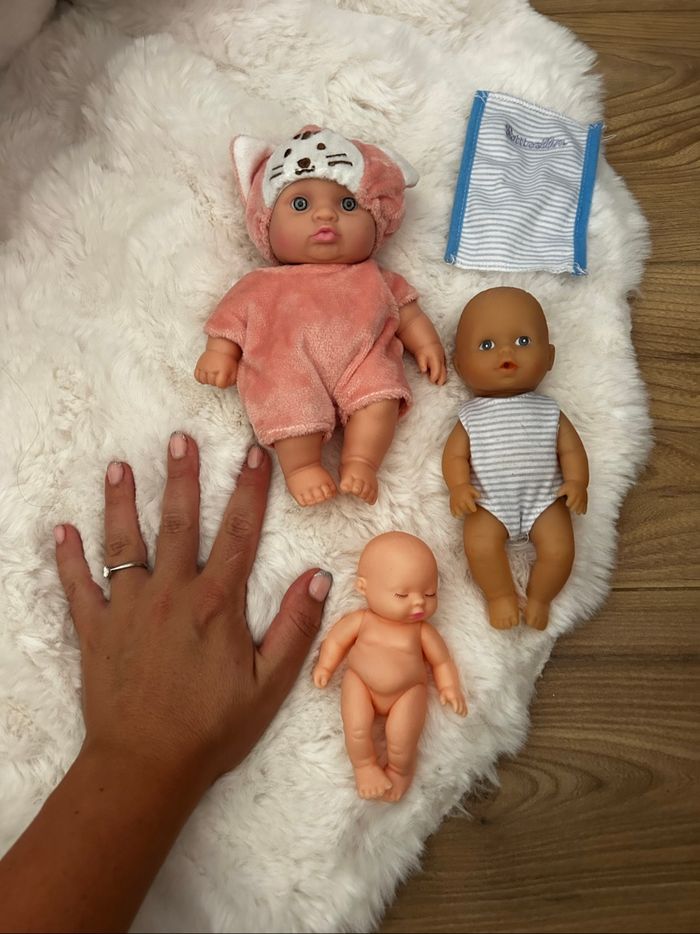 Bébé poupon en plastique - photo numéro 4