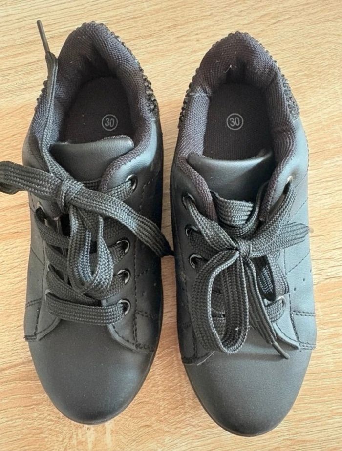 Basket taille 30 - photo numéro 3